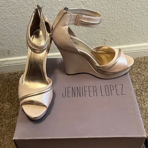 Jennifer Lopez wedges